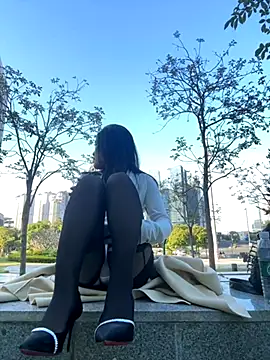 AiBanana online show from 29, 11, 2025