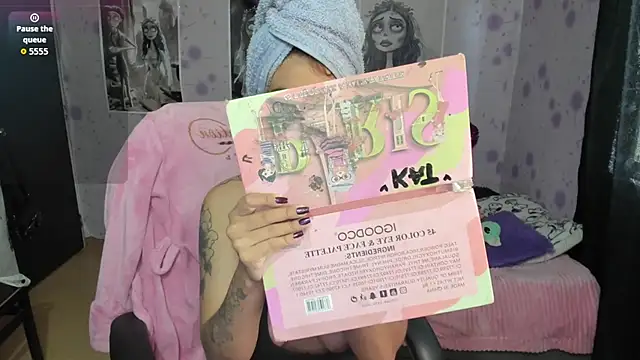 Snapshot of Medussa_katt chatting on 30, 9, 2025 Medussa katt online show from 30, 9, 2025