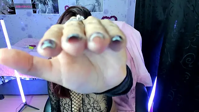 Medussa katt online show from 5, 6, 2026