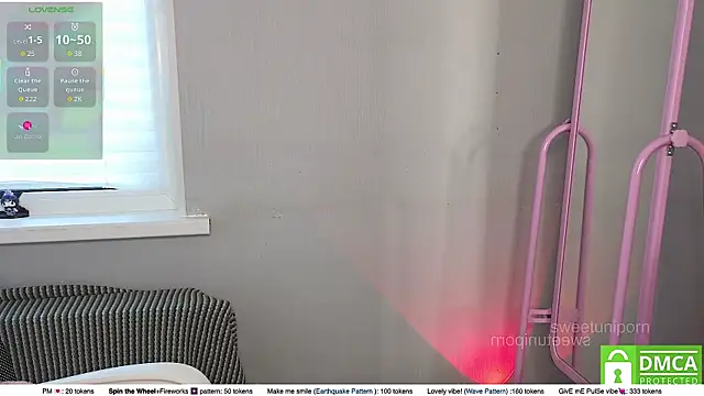 sweetuniporn online show from 10, 10, 2025