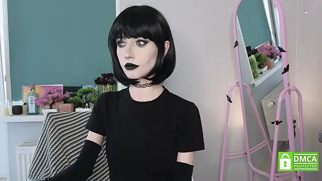 sweetuniporn online show from 17, 5, 2026