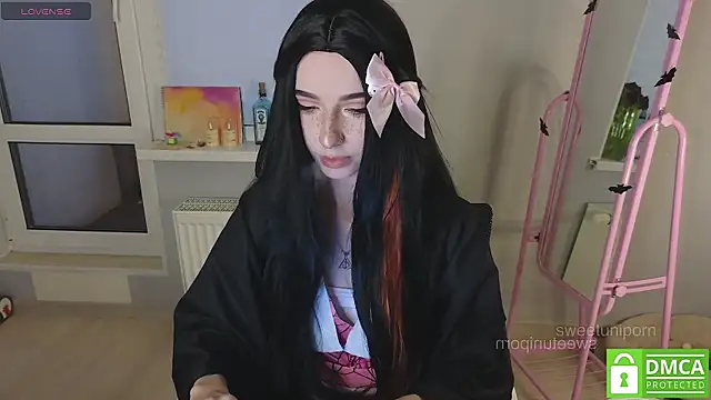 sweetuniporn online show from 16, 1, 2026