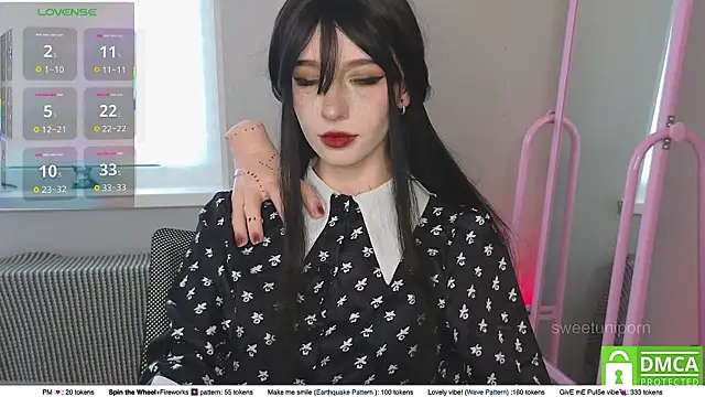 sweetuniporn online show from 24, 9, 2025