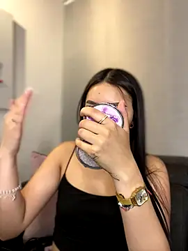 Snapshot of Cristina_pinkk chatting on 27, 11, 2025 Cristina pinkk online show from 27, 11, 2025