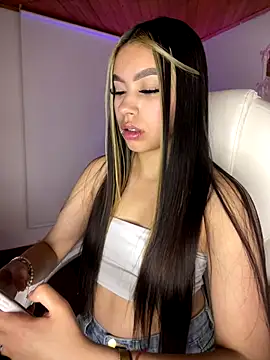 Snapshot of Cristina_pinkk chatting on 24, 9, 2025 Cristina pinkk online show from 24, 9, 2025