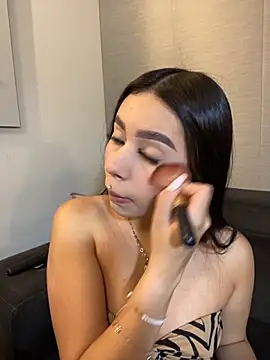 Snapshot of Cristina_pinkk chatting on 7, 11, 2025 Cristina pinkk online show from 7, 11, 2025