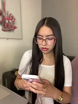 Cristina pinkk online show from 3, 12, 2025