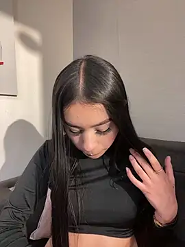 Snapshot of Cristina_pinkk chatting on 25, 10, 2025 Cristina pinkk online show from 25, 10, 2025