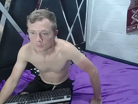 hot mann11 online show from 3, 10, 2025