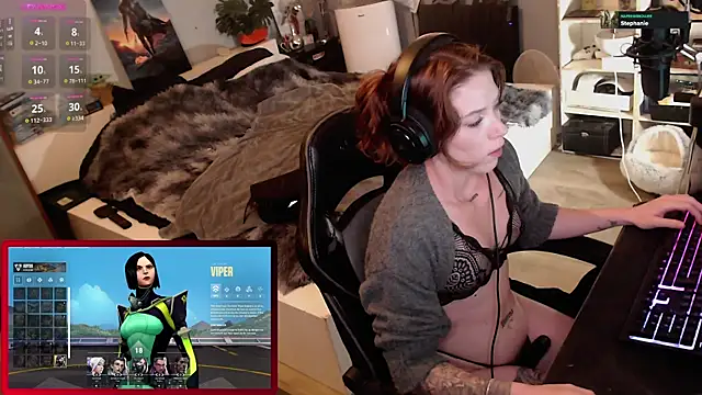 Horny Makima online show from 9, 10, 2025