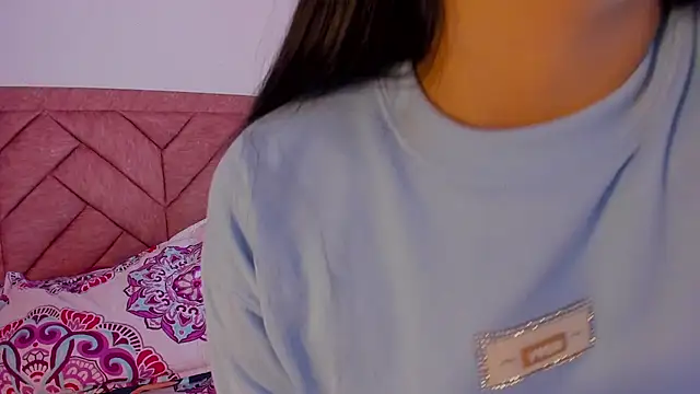 mialeia01 online show from 24, 9, 2025