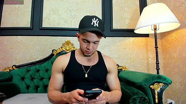 Snapshot of GrantBlake chatting on 22, 11, 2025 GrantBlake online show from 22, 11, 2025