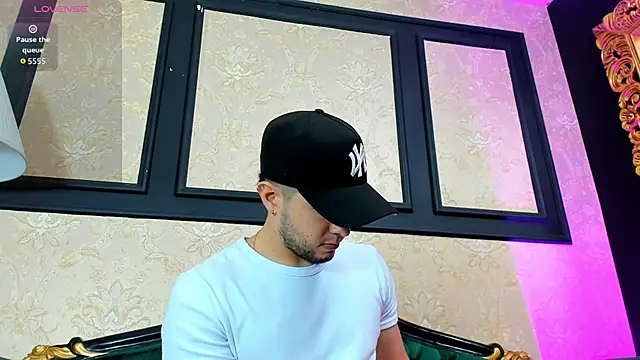 Snapshot of GrantBlake chatting on 13, 2, 2026 GrantBlake online show from 13, 2, 2026