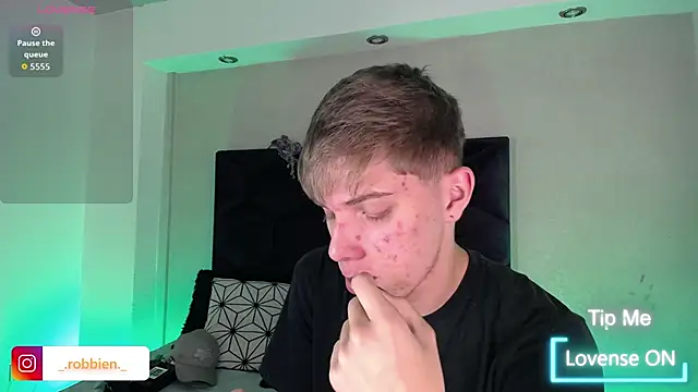 Robbin Blaze online show from 9, 4, 2026