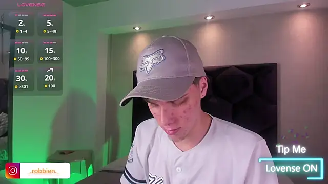 Robbin Blaze online show from 13, 4, 2026