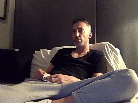 who am i x404 online show from 5, 1, 2026