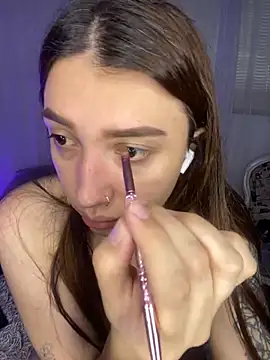 Mia  Gray online show from 11, 11, 2025