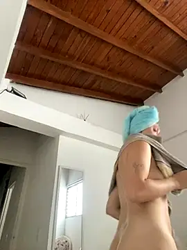 Mia  Gray online show from 10, 10, 2025