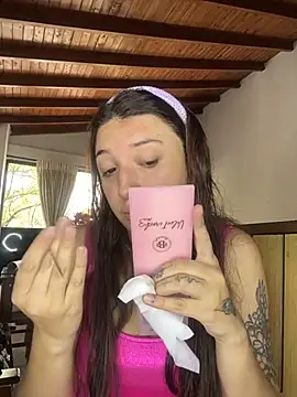 Mia  Gray online show from 22, 9, 2025