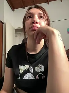 Snapshot of Mia__Gray chatting on 14, 7, 2026 Mia Gray online show from 14, 7, 2026