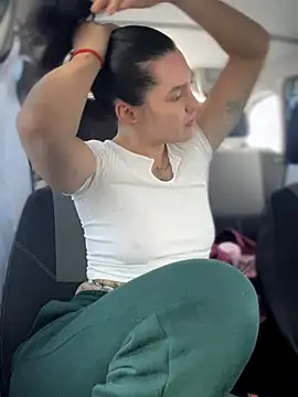 MeekyRich online show from 12, 11, 2025