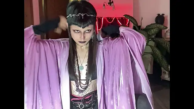 ELENA UMBRA online show from 15, 10, 2025