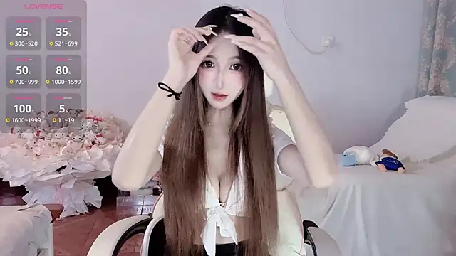 Tsuki-MM online show from 1, 10, 2025