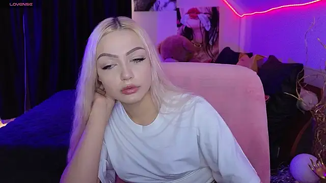 LinaLirian online show from 18, 1, 2026