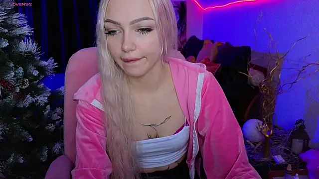 LinaLirian online show from 11, 1, 2026