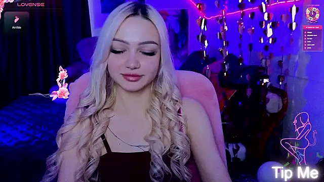 LinaLirian online show from 4, 3, 2026