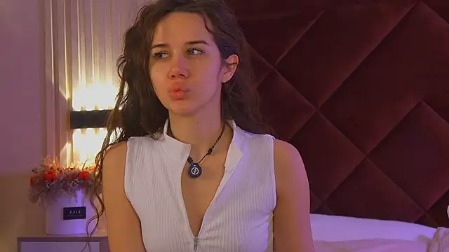 StacyHarland online show from 16, 11, 2025