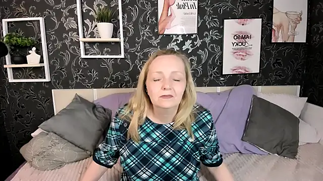 Karen Villis online show from 24, 5, 2026
