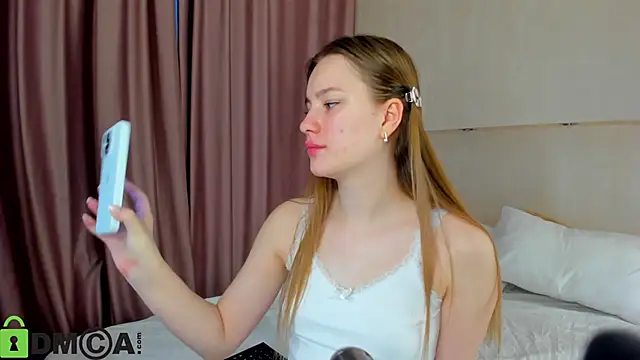 Candy Cansew online show from 23, 10, 2025