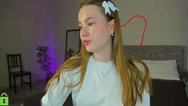 Candy Cansew online show from 20, 12, 2025