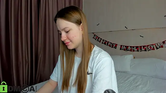 Candy Cansew online show from 29, 10, 2025