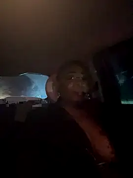 RoyalQueen2u online show from 29, 11, 2025