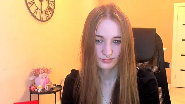KateKayer online show from 14, 11, 2025
