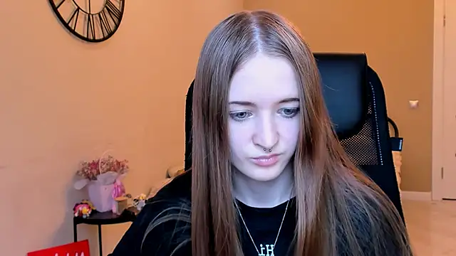 KateKayer online show from 27, 10, 2025