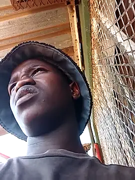 Snapshot of Thenaughtyboy360 chatting on 9, 10, 2025 Thenaughtyboy360 online show from 9, 10, 2025