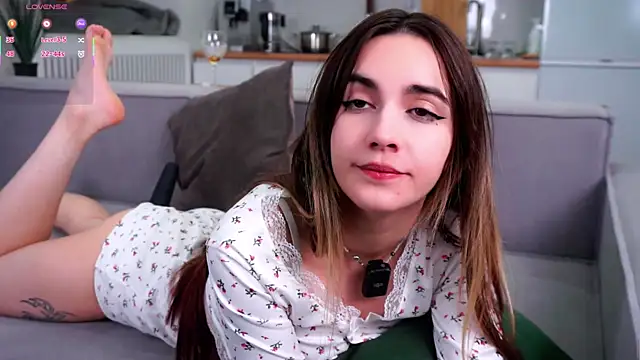 CupSizeGirl online show from 24, 11, 2025