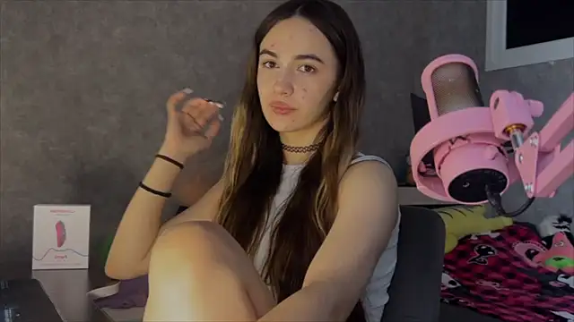 CupSizeGirl online show from 20, 2, 2026