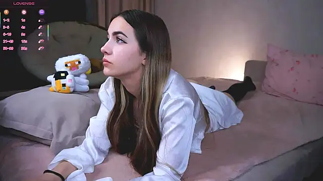 CupSizeGirl online show from 25, 9, 2025