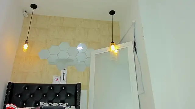 valentina-diiaz online show from 18, 11, 2025