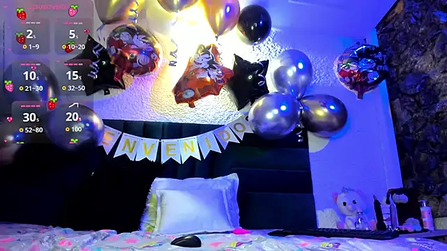 JennMuriel  online show from 21, 11, 2025