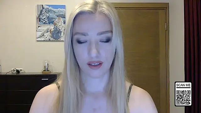 Wild Silk Desire online show from 25, 9, 2025