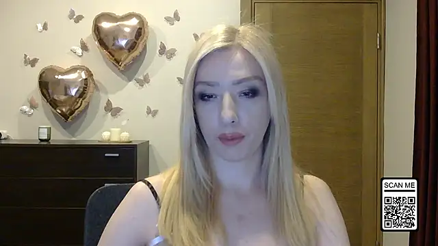 Snapshot of Wild_Silk_Desire chatting on 14, 5, 2026 Wild Silk Desire online show from 14, 5, 2026