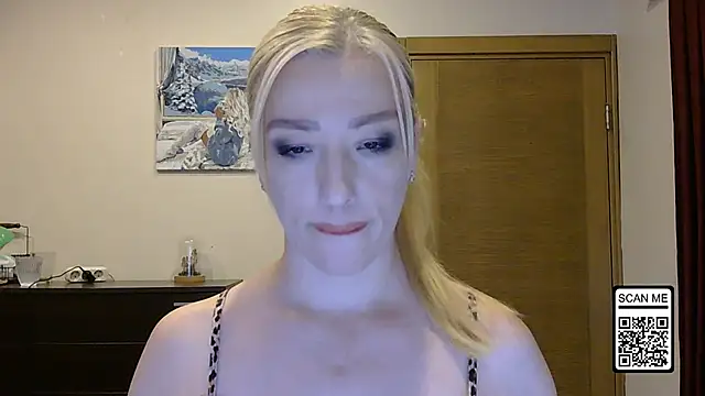 Wild Silk Desire online show from 20, 9, 2025