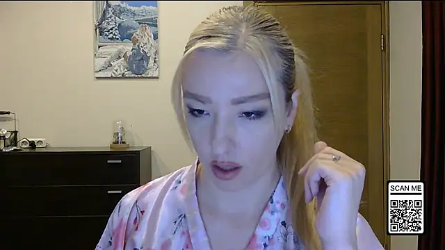 Wild Silk Desire online show from 11, 10, 2025