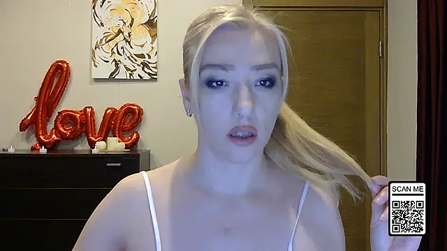 Wild Silk Desire online show from 16, 3, 2026