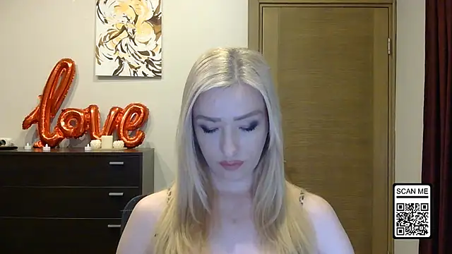 Wild Silk Desire online show from 5, 4, 2026